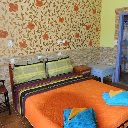 Efi Studio 3* Kéfalosz